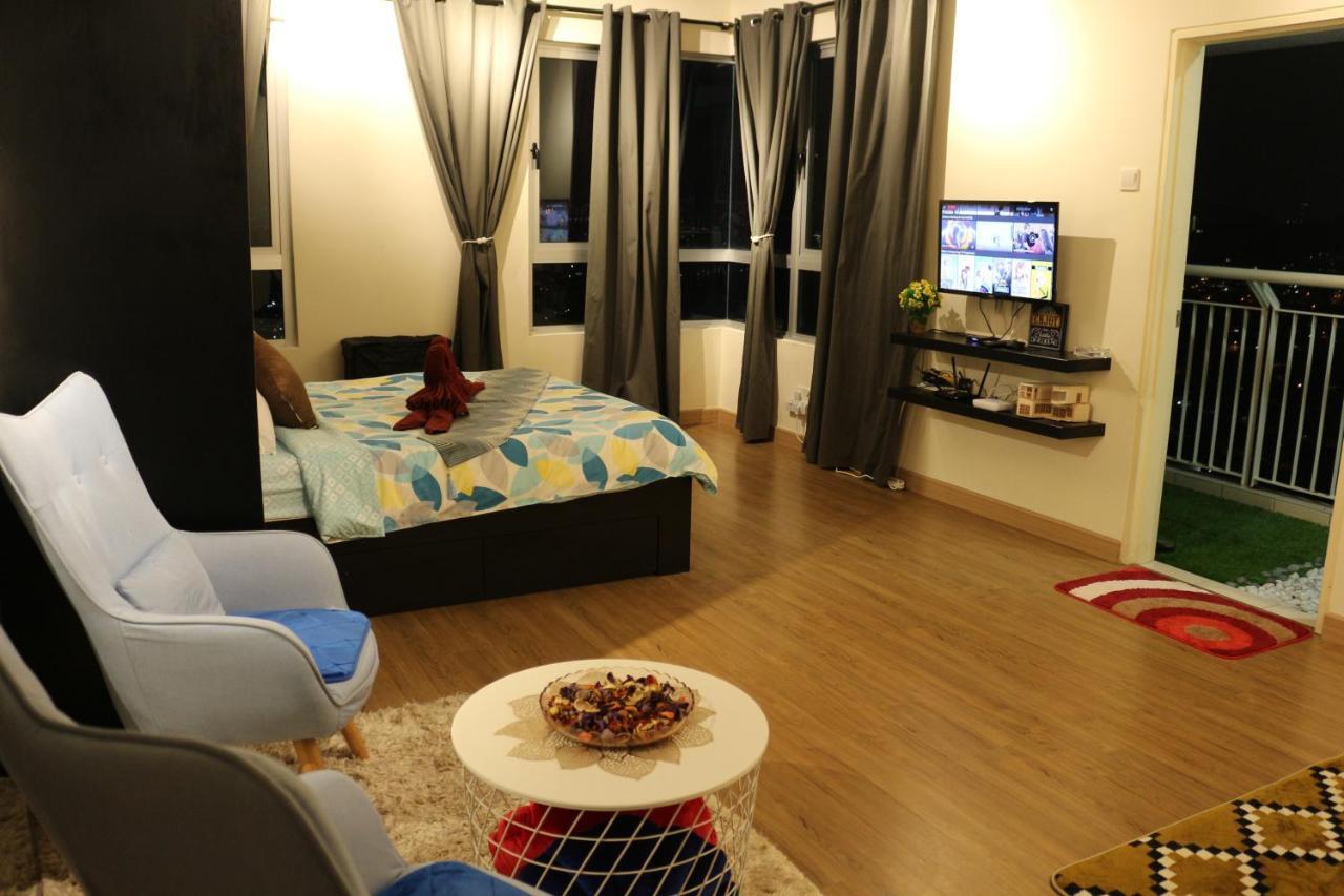 Mlh Premier Suites @ Saville チェラス エクステリア 写真