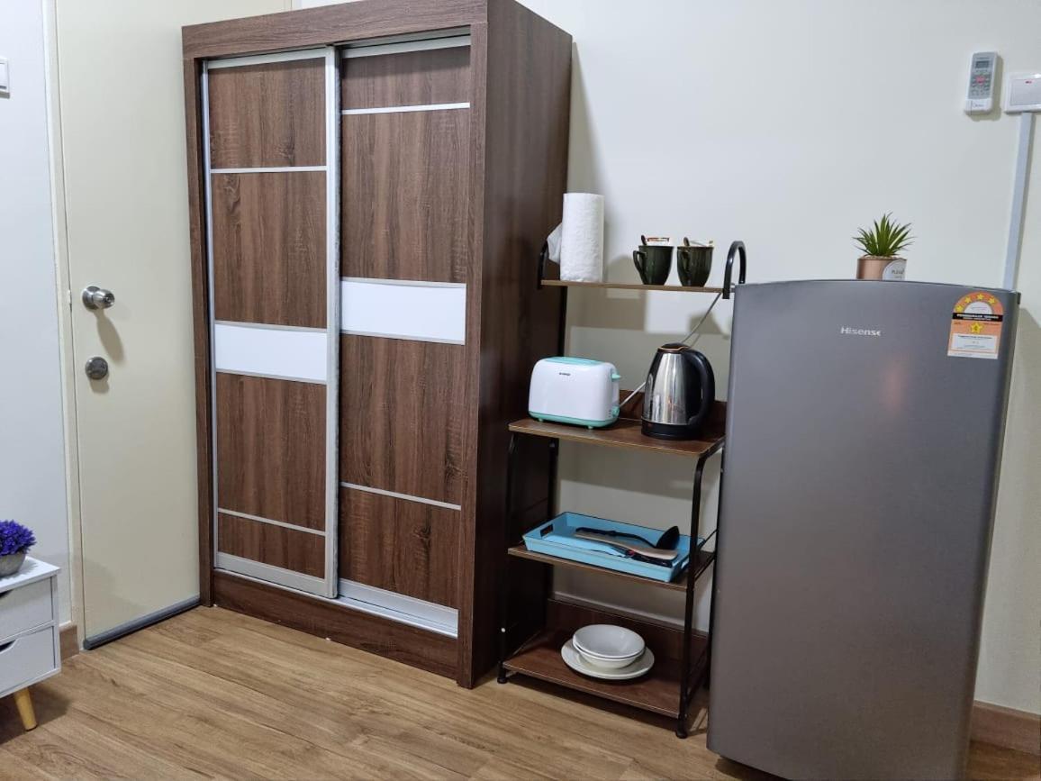 Mlh Premier Suites @ Saville チェラス エクステリア 写真