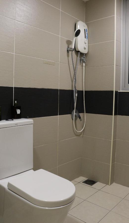 Mlh Premier Suites @ Saville チェラス エクステリア 写真